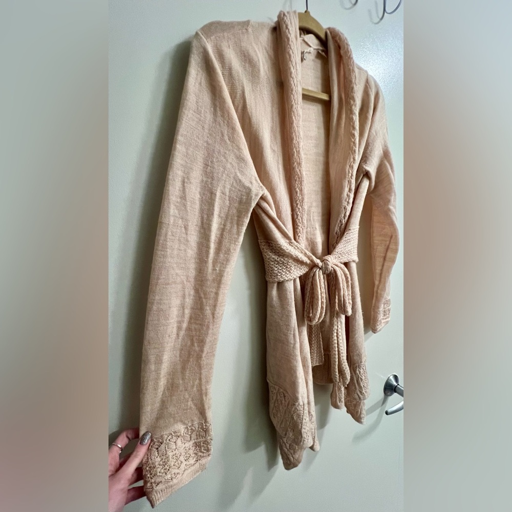 Knitted & Knotted | Women's Cream Cardigan with Tie - Picture 4 of 10